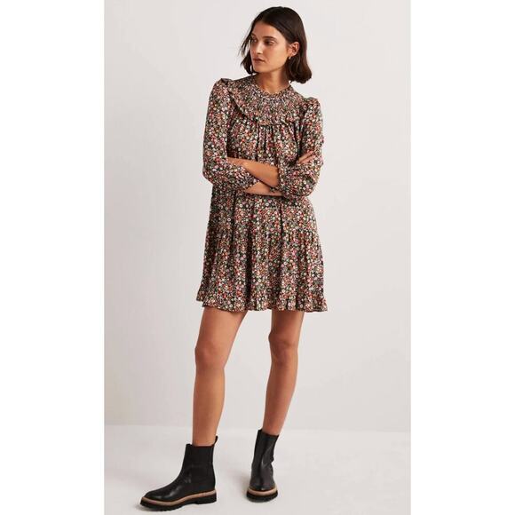 BODEN Smocked Ruffle Yoke Tiered Dress 3/4 Sleeve Ditsy Floral Cottagecore - Picture 4 of 11